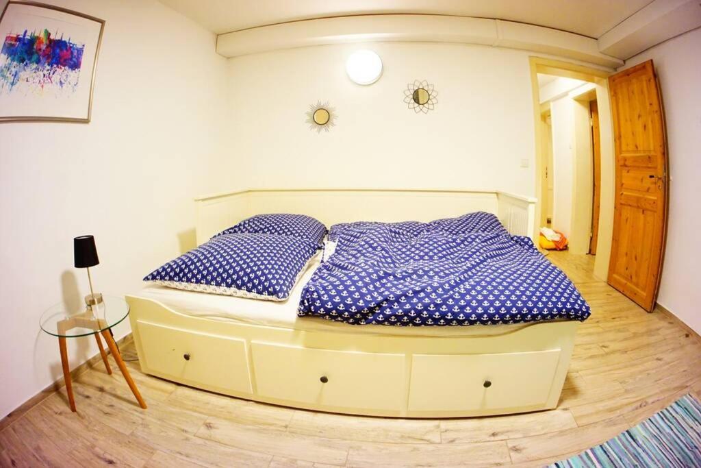 Grosszuegige 185M2-Altbauwohnung In Bestlage 7Zimmer-2Baeder-2Kuechen-2Wcs Hamburg Eksteriør bilde