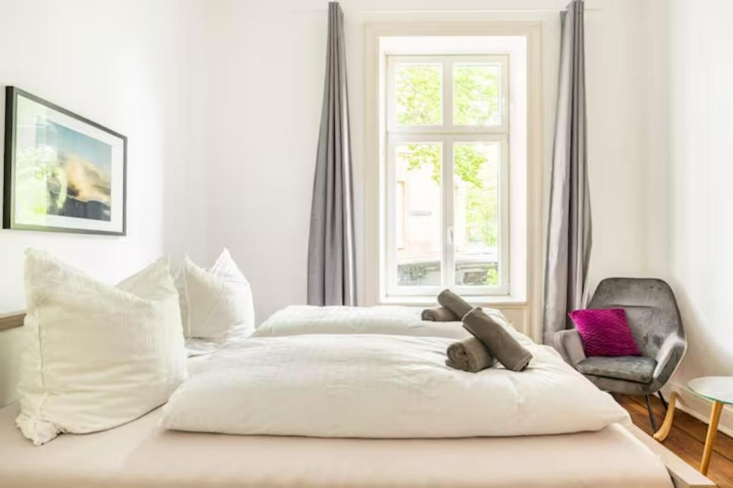 Grosszuegige 185M2-Altbauwohnung In Bestlage 7Zimmer-2Baeder-2Kuechen-2Wcs Hamburg Eksteriør bilde