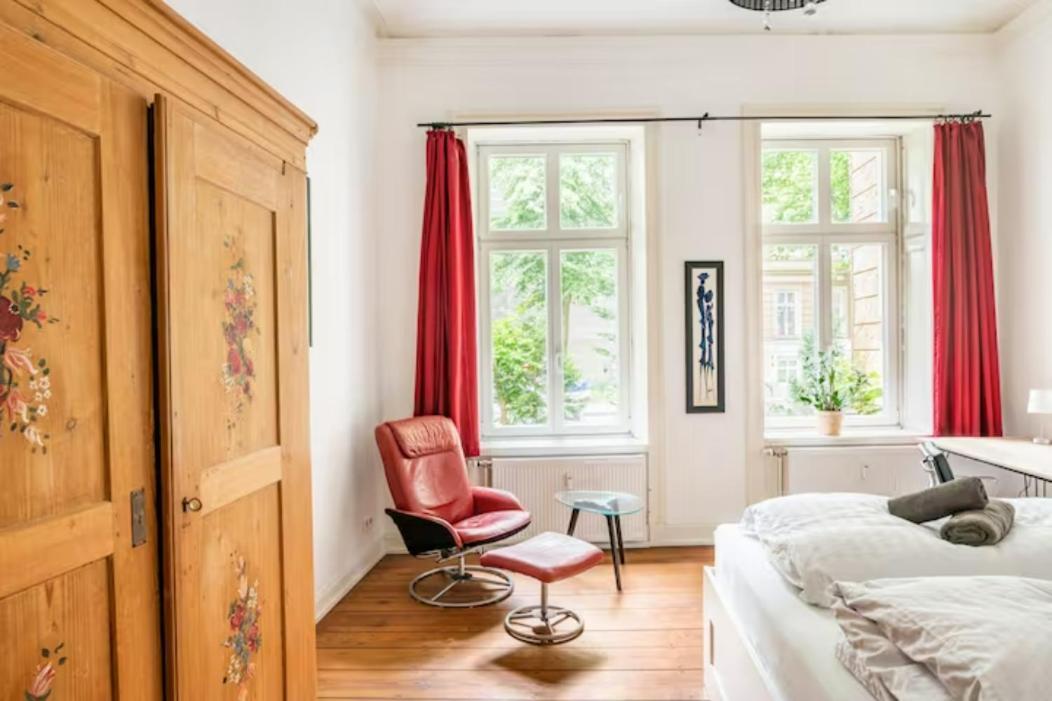 Grosszuegige 185M2-Altbauwohnung In Bestlage 7Zimmer-2Baeder-2Kuechen-2Wcs Hamburg Eksteriør bilde