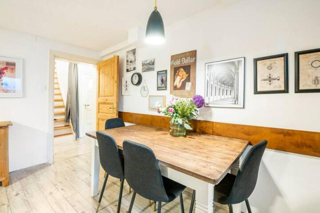 Grosszuegige 185M2-Altbauwohnung In Bestlage 7Zimmer-2Baeder-2Kuechen-2Wcs Hamburg Eksteriør bilde