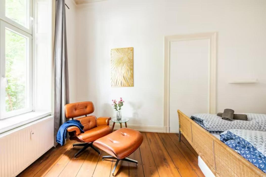 Grosszuegige 185M2-Altbauwohnung In Bestlage 7Zimmer-2Baeder-2Kuechen-2Wcs Hamburg Eksteriør bilde