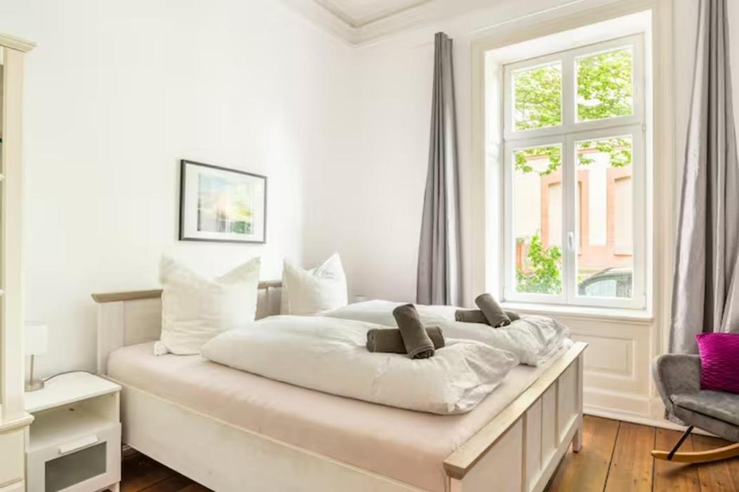 Grosszuegige 185M2-Altbauwohnung In Bestlage 7Zimmer-2Baeder-2Kuechen-2Wcs Hamburg Eksteriør bilde
